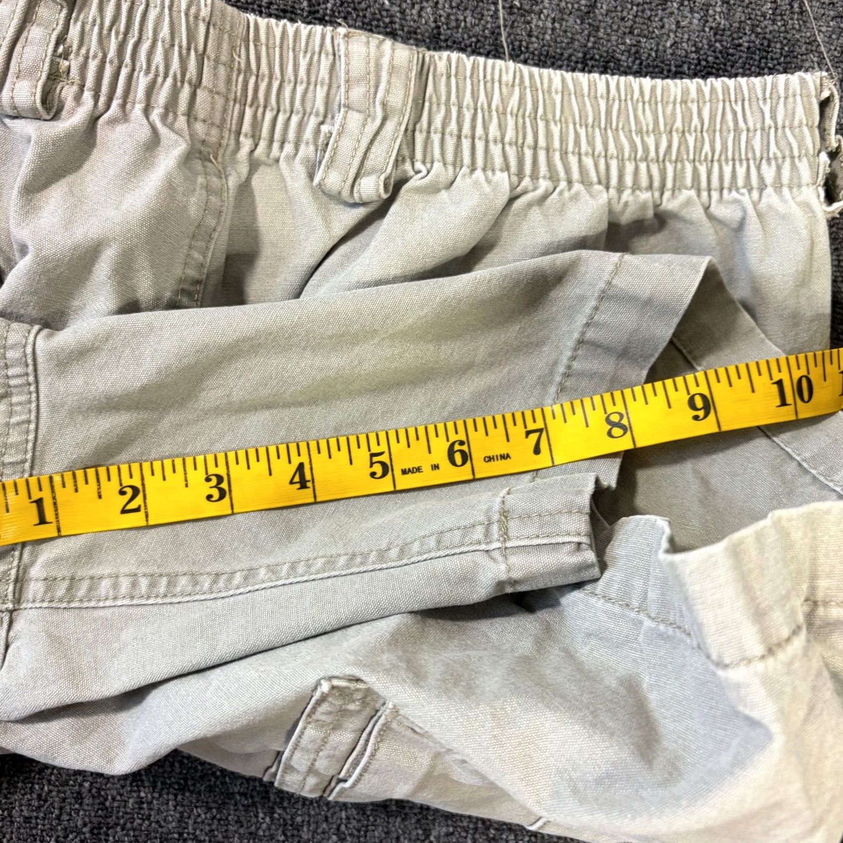 Vintage VINTAGE Y2K Weekender Cargo Light Beige Casual Men's Chino Shorts Size 34 Cargo Mens Beige Shorts 34 Size US 34 / EU 50 - 5 Thumbnail