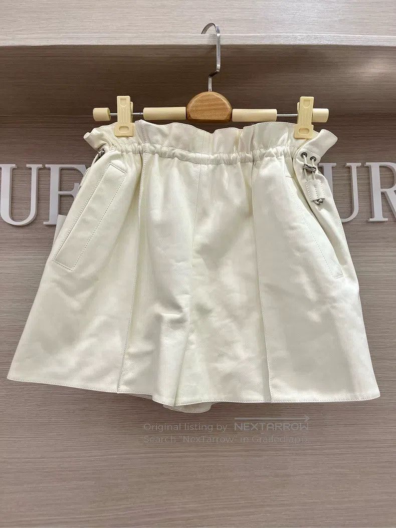 Hermes Hermes White Bud Leather Shorts Size 42" / US 20 - 1 Thumbnail
