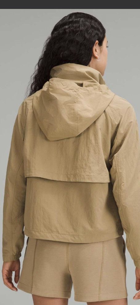 Lululemon Lululemon Athletica Lululemon Always Effortless Jacke size 6 Size M / US 6-8 / IT 42-44 - 2 Thumbnail