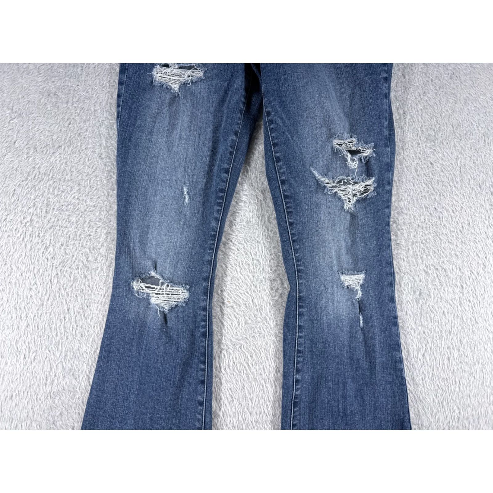 Vintage Maurices Jeans Womens 4 Blue Denim Mid Rise Flare Distressed Cotton 25x31 Size 27" / US 4 / IT 40 - 3 Thumbnail