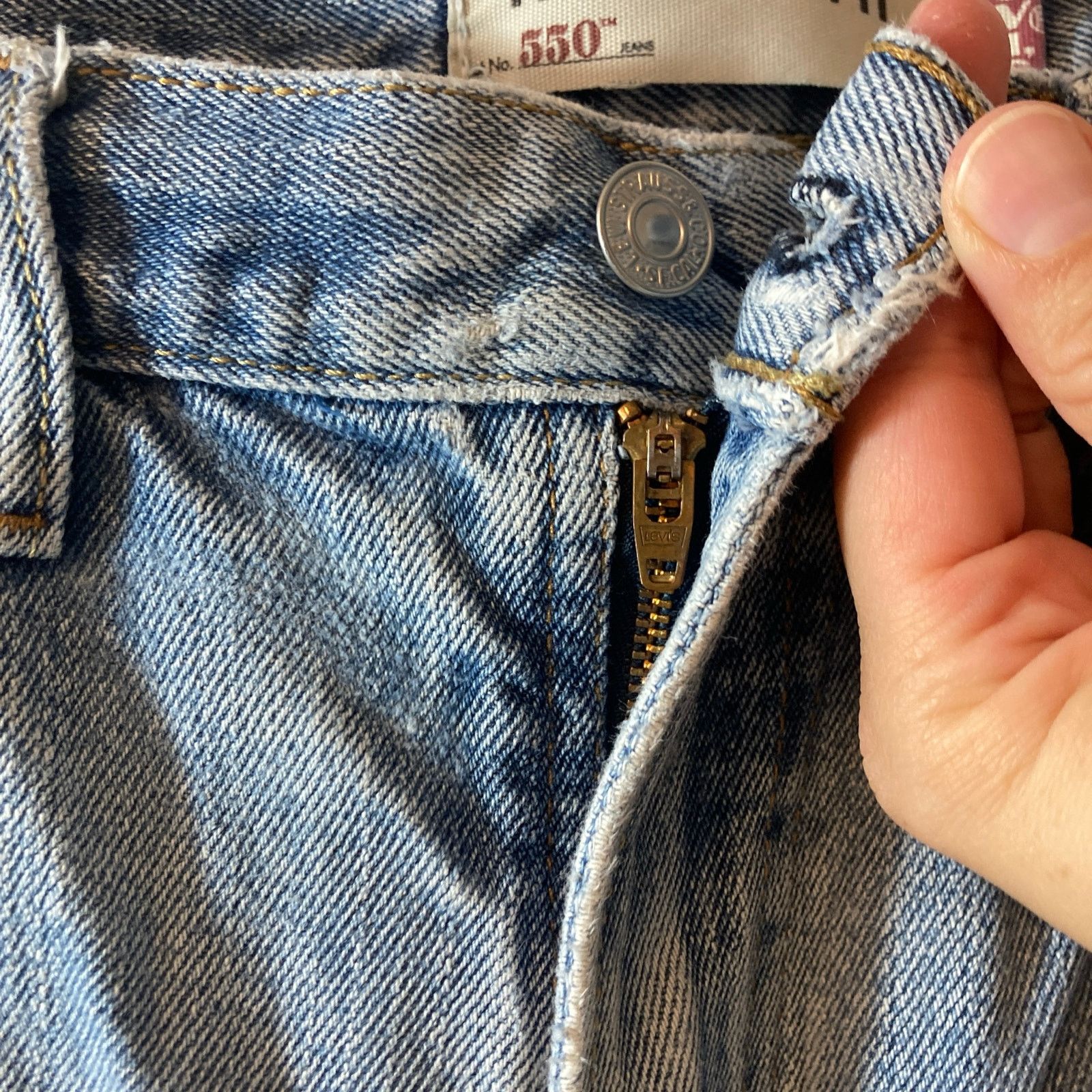 Levi's Vintage Levi’s Blue Jeans Distressed Denim Light Blue Pants Size US 34 / EU 50 - 8 Thumbnail
