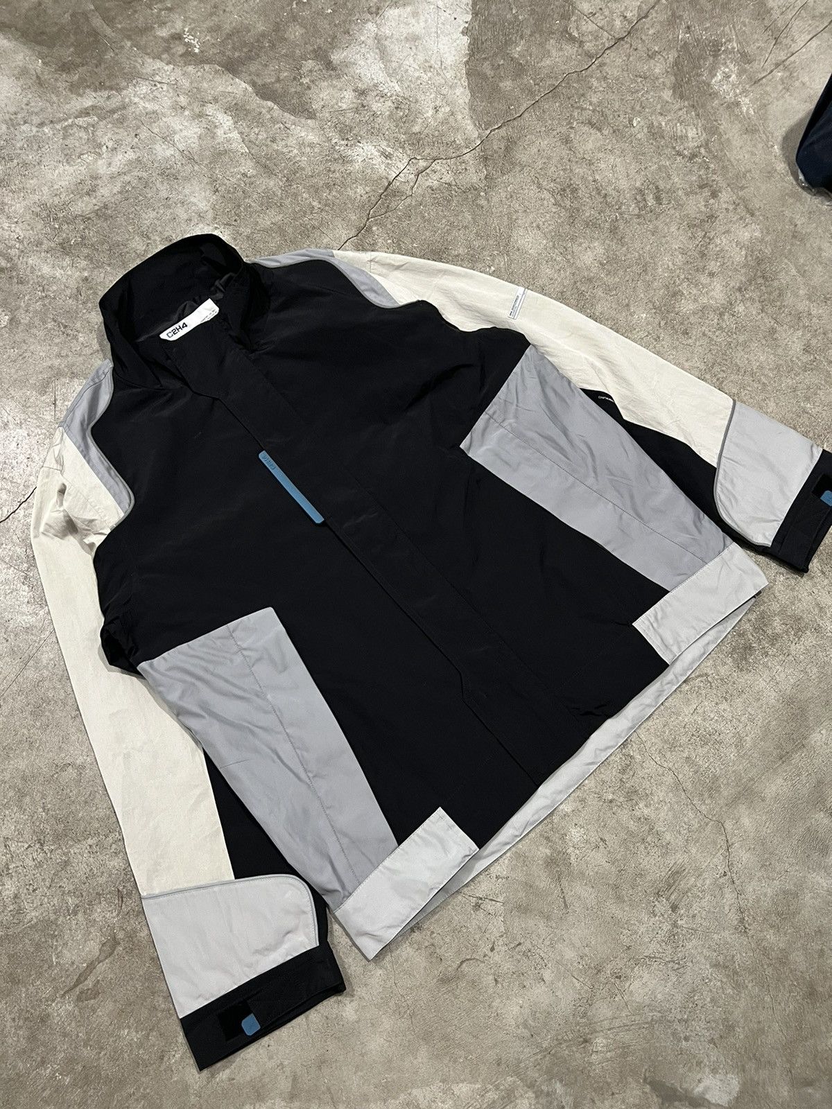 C2H4 × Designer C2H4 INTERSTELLAR LIAISON PANELLED ZIP-UP WINDBREAKER Size US L / EU 52-54 / 3 - 2 Thumbnail