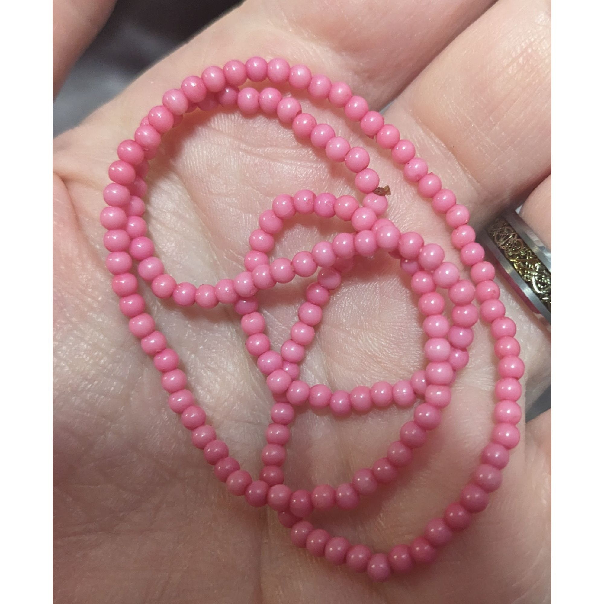 Other Simple Pink Seed Bead Casual Stretchy Necklace Size ONE SIZE - 6 Thumbnail