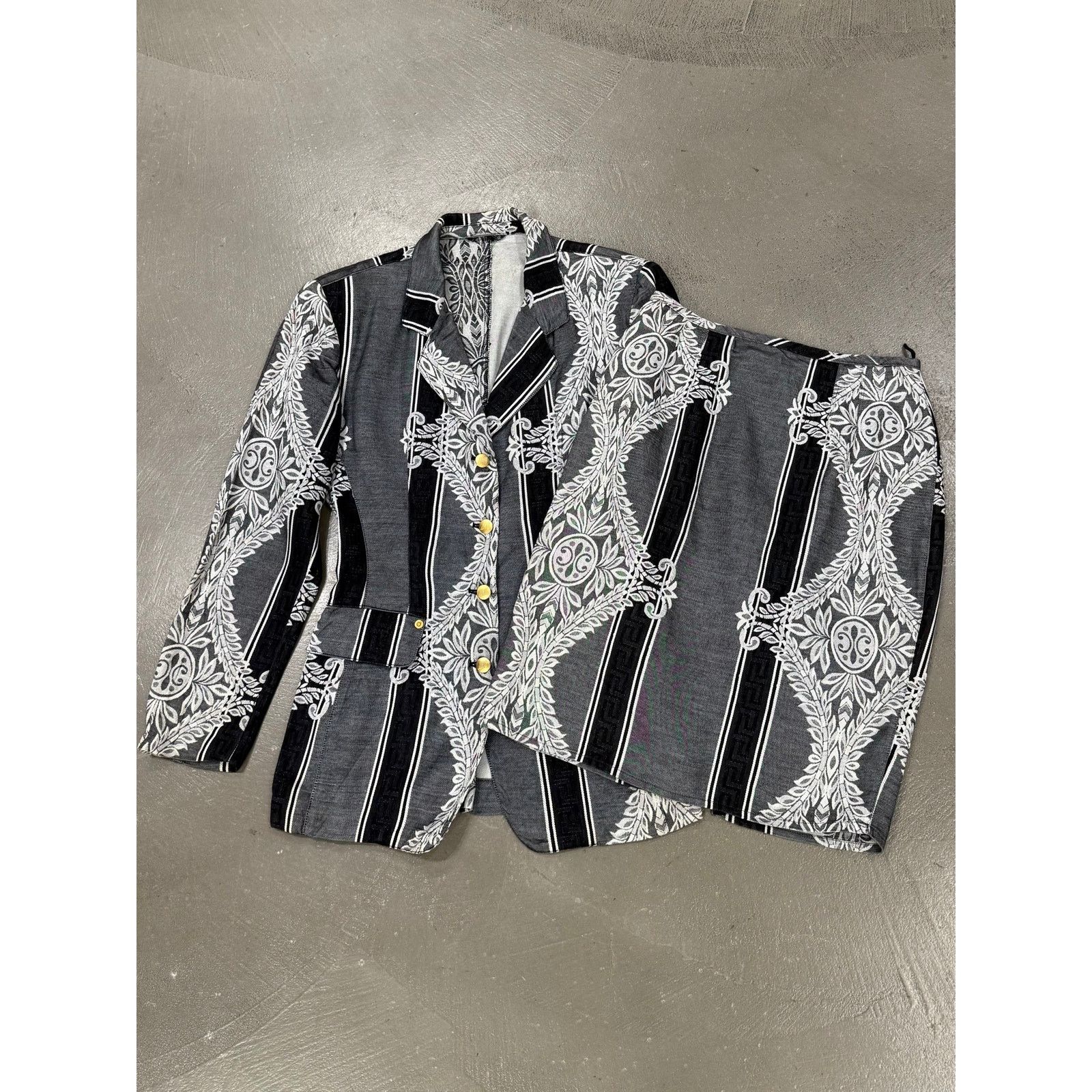Jean Paul Gaultier 2000s Jean Paul Gaultier paisley set blazer skirt Size 30" / US 8 / IT 44 - 1 Thumbnail