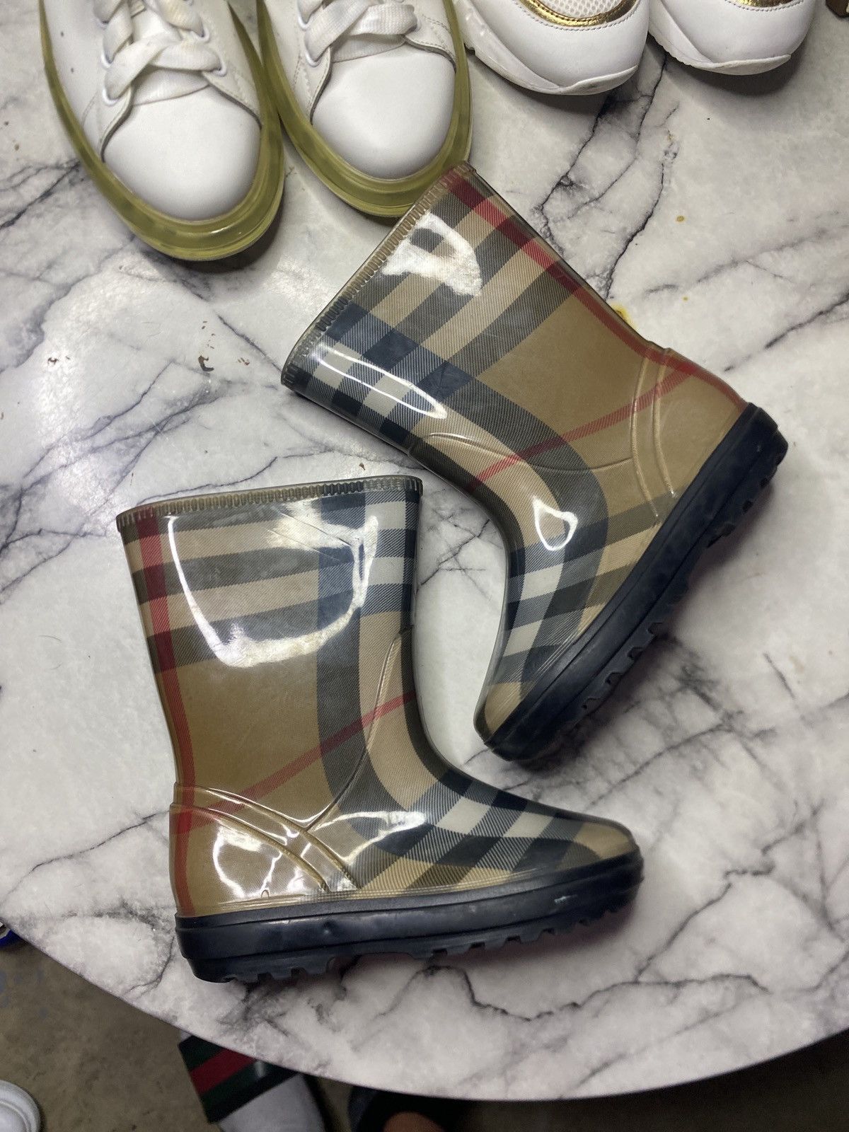 Burberry Burberry booties monogram print Size US 5 / IT 35 - 7 Thumbnail