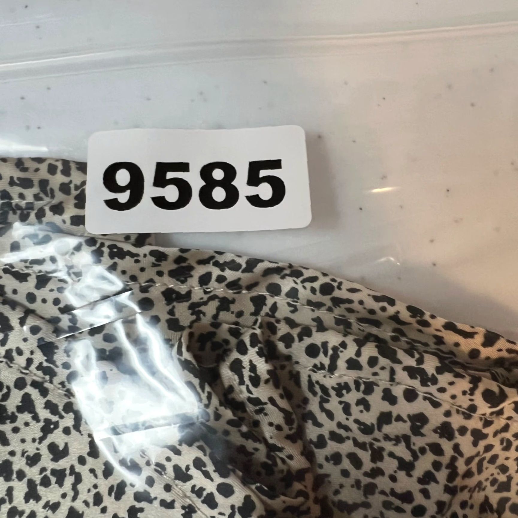 Vintage Sienna Sky Womens Small Animal Print Midi Skirt Gray Polyester Spandex A-Line Pull On Regular Size S Skirt Animals 90s? Size 28" / US 6 / IT 42 - 7 Thumbnail