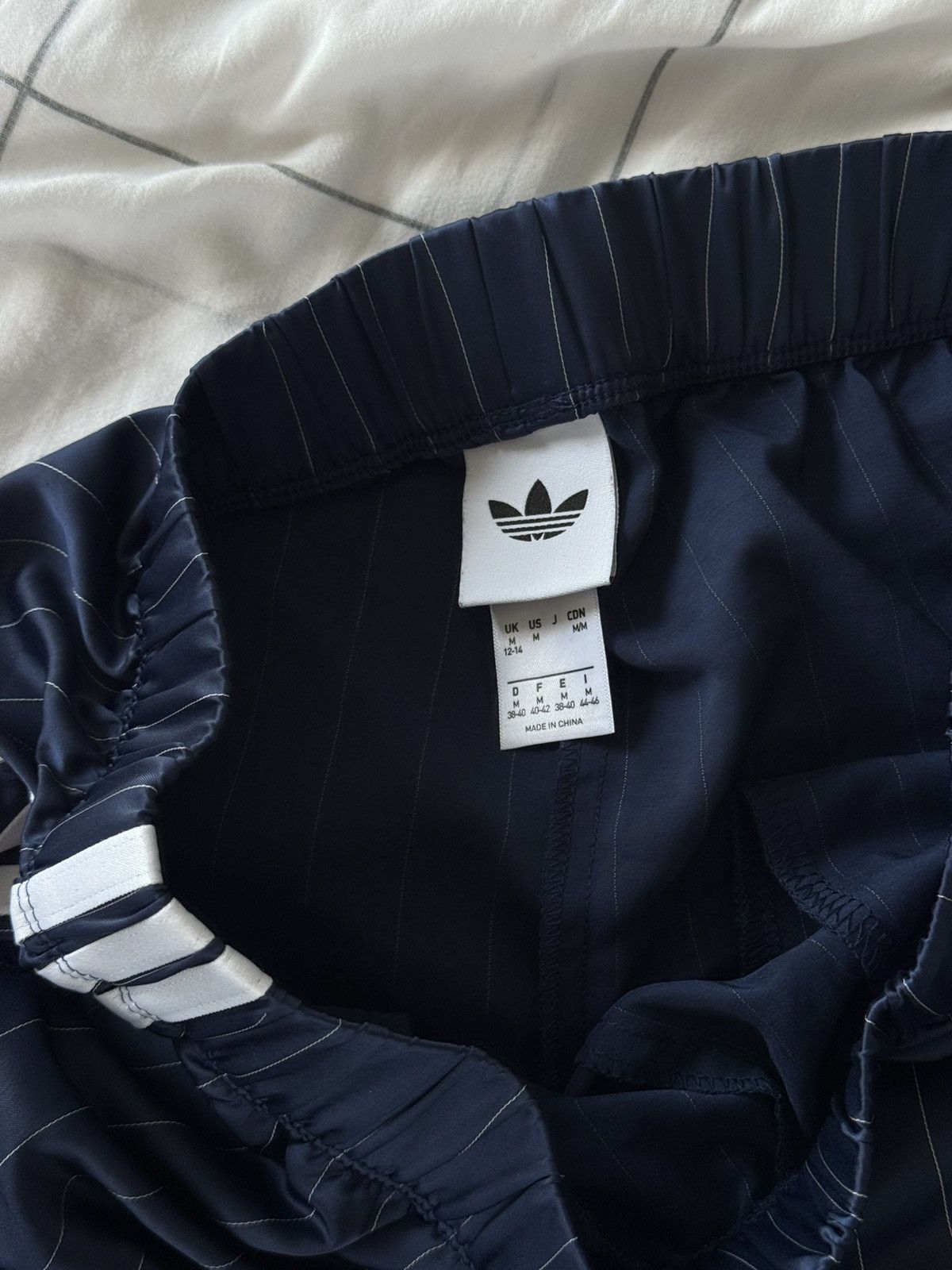 Adidas Adidas Balenciaga Style baggy Track Pants Hype Sweatpants Size 33" - 5 Thumbnail