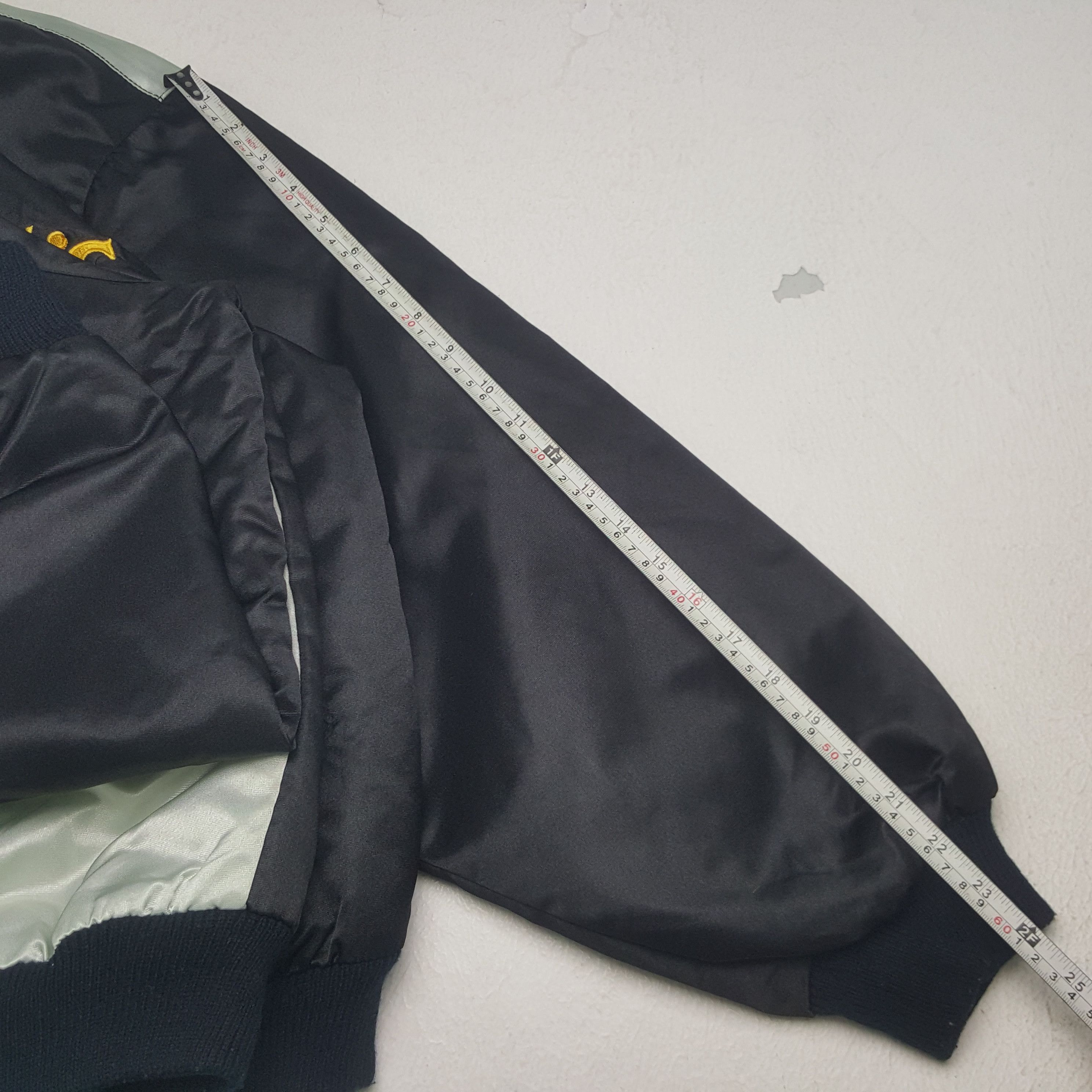 MLB × Vintage Vintage Suntory Malt's American Baseball Team Jacket Size US XL / EU 56 / 4 - 7 Thumbnail