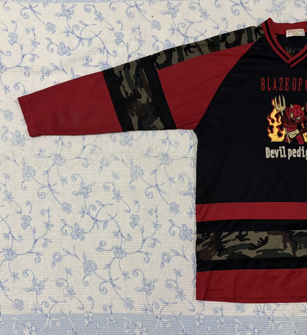 Vintage Blaze up Chap Shirt V Collar Shirt Embroidery Devil Size US L / EU 52-54 / 3 - 2 Thumbnail