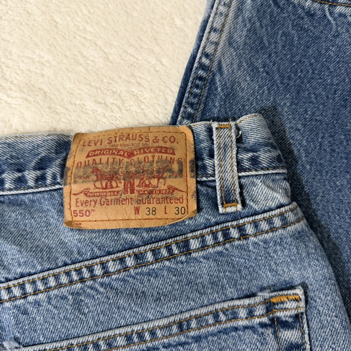 Levi's Vintage Levi’s 550 Relaxed Distressed Jeans Size US 38 / EU 54 - 4 Thumbnail