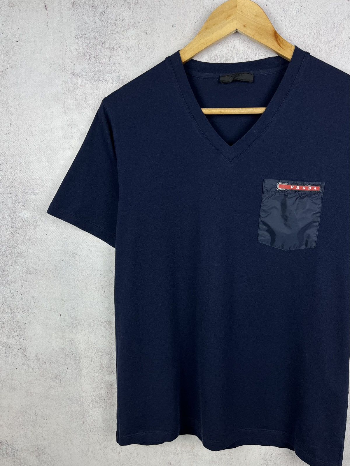 Prada Prada Milano Red Tab Nylon Pocket T-Shirt Rare Retro Luxury Size US M / EU 48-50 / 2 - 1 Thumbnail