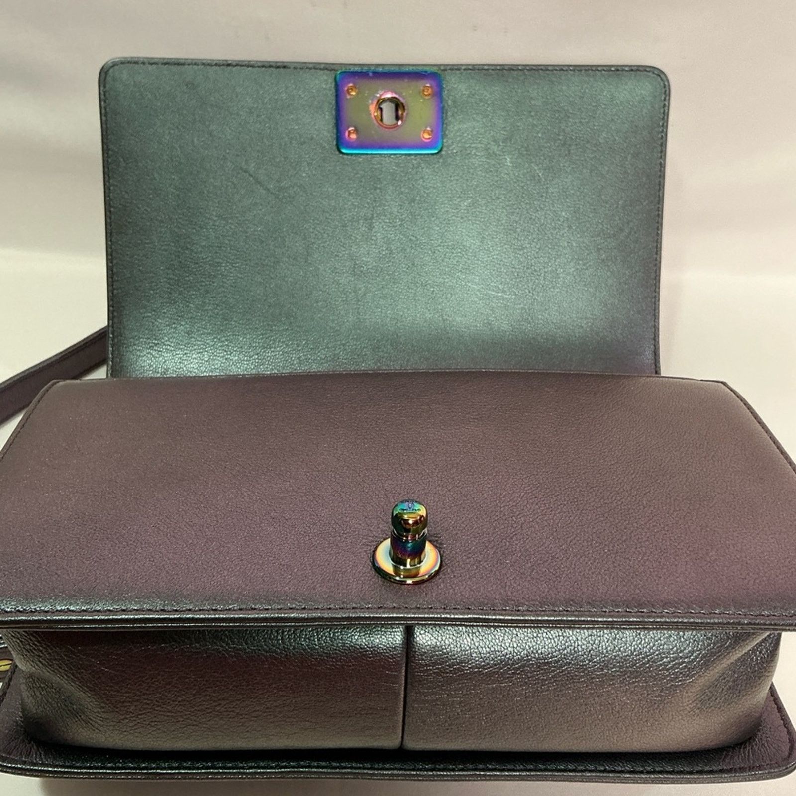 Chanel Chanel Purple Iridescent Mermaid Boy Flap Bag goatskin leath Size ONE SIZE - 12 Thumbnail