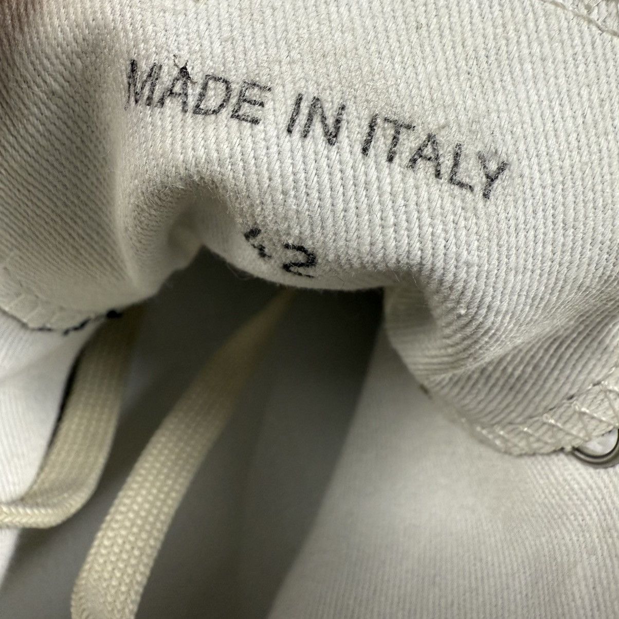 Maison Margiela Maison Margiela Vandal Tabi High Top Canvas Sneakers Size US 9 / EU 42 - 10 Thumbnail