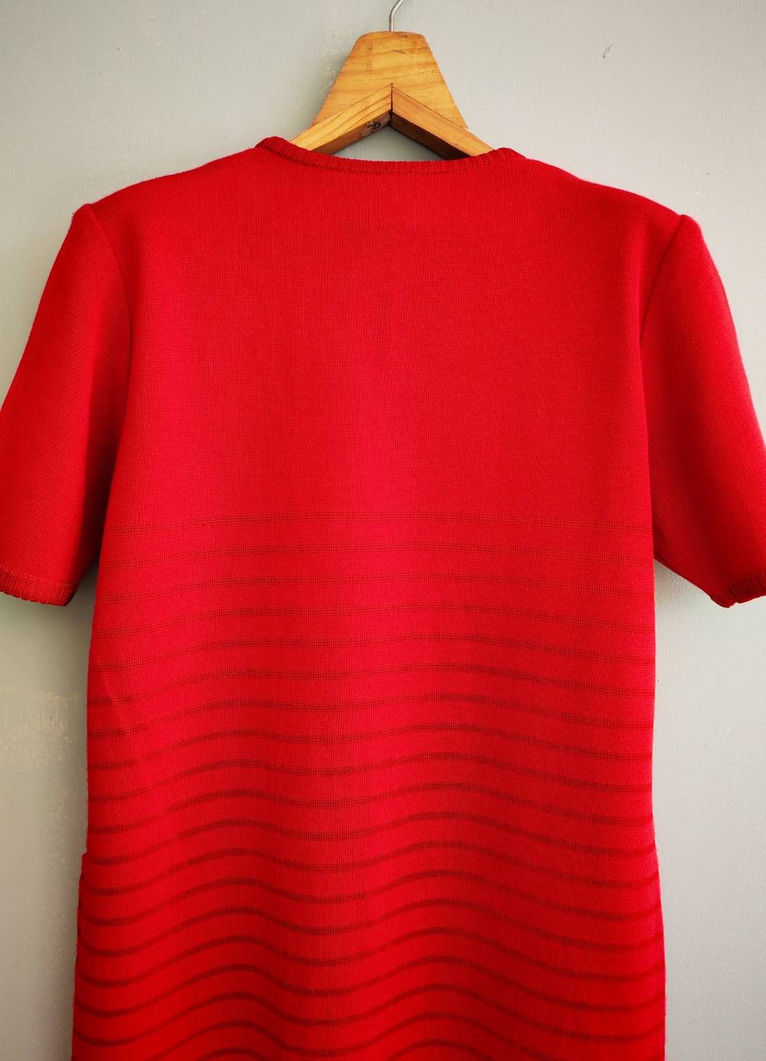 Yves Saint Laurent VTG-Classic YSL Red Knit Midi Dress Gold Buttons Rare V-Neck Size M / US 6-8 / IT 42-44 - 4 Thumbnail