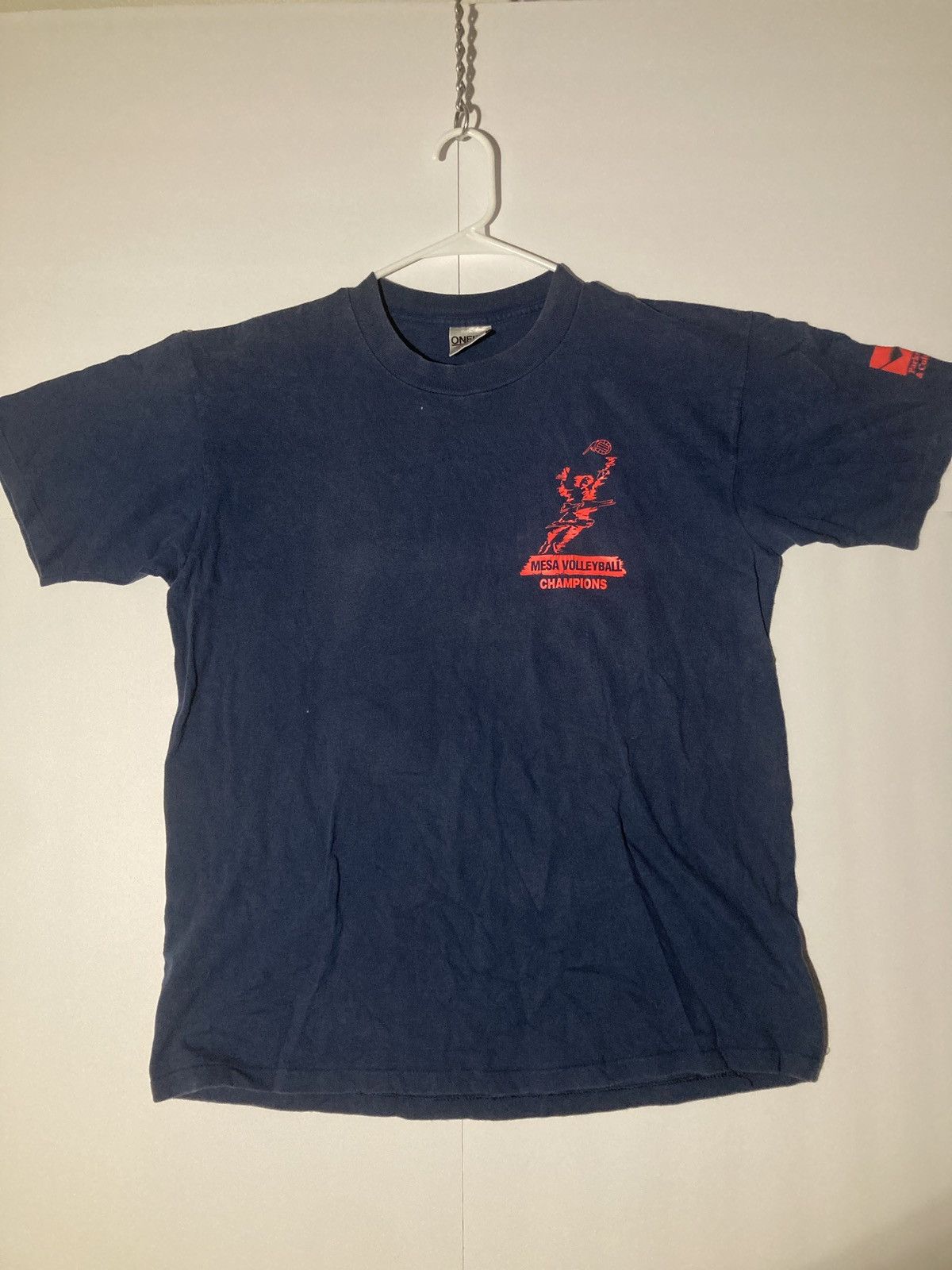 Vintage Vintage Mesa Volleyball Champions Graphic Tee Size US L / EU 52-54 / 3 - 2 Thumbnail