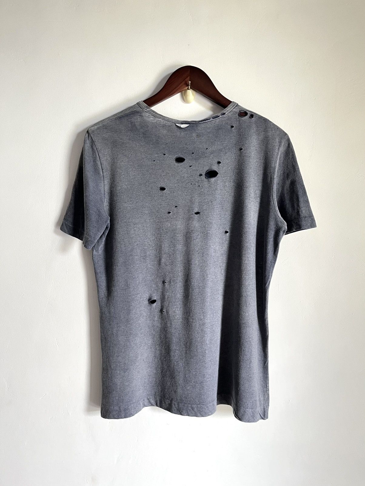 Comme des Garcons Thrashed Sun Faded Comme Des Garcons Tee ERD Grunge Size US M / EU 48-50 / 2 - 4 Thumbnail
