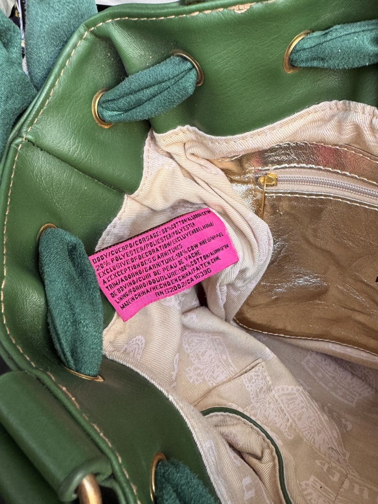 Juicy Couture Vintage Juicy Couture Daydreamer Velour Tote Bag Pink Green Size ONE SIZE - 20 Thumbnail