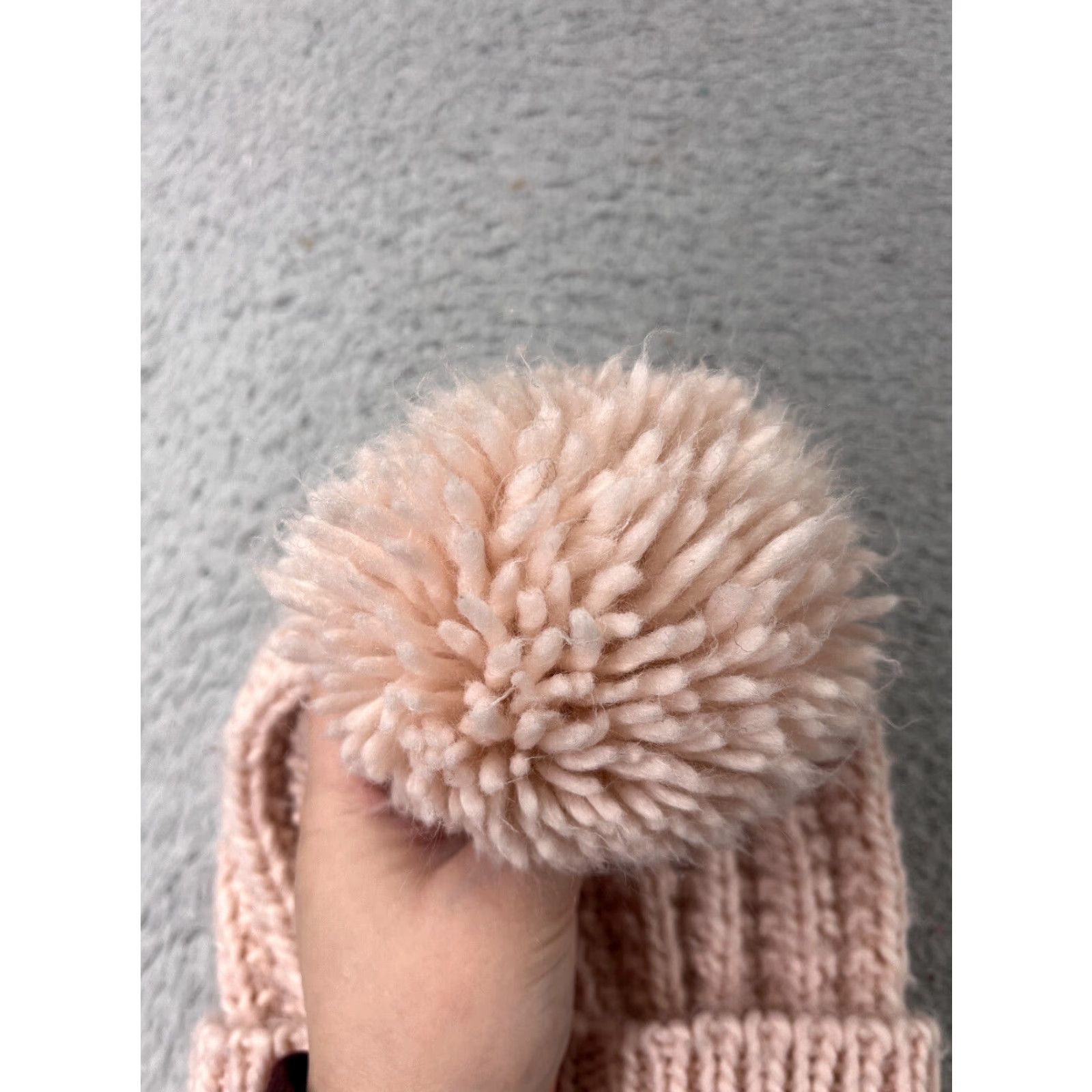 Forever 21 FOREVER 21 Beanie Shirt Adult One Size Pink Knit Acrylic Snowboard Ski Beanie Womens 90s Theme Hat Size ONE SIZE - 2 Thumbnail