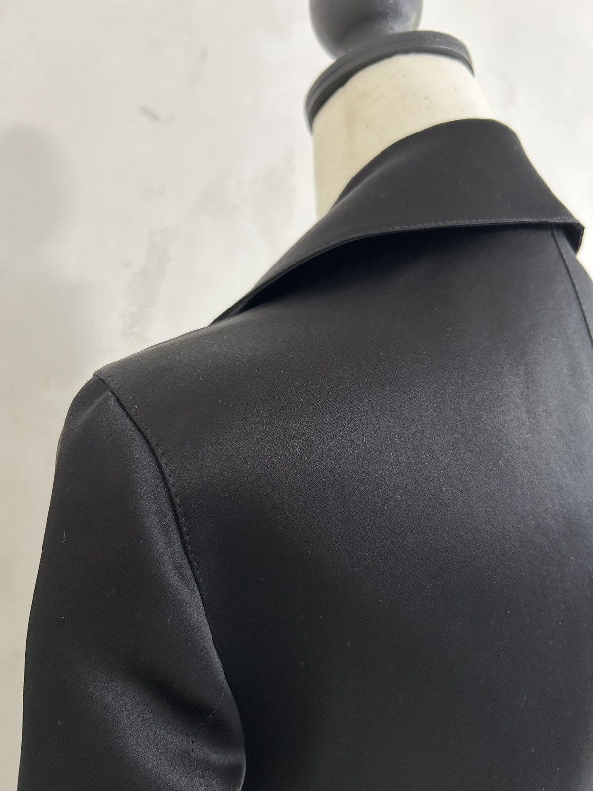 Helmut Lang A/W 2004 100% silk double breasted trench coat Size M / US 6-8 / IT 42-44 - 9 Thumbnail