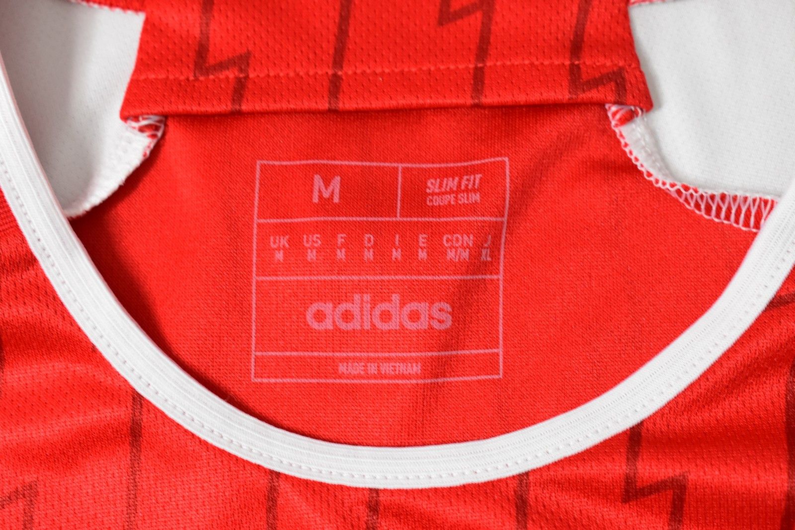 Adidas 2023-24 adidas ARSENAL FC Home Shirt Official SIZE M Size US M / EU 48-50 / 2 - 9 Thumbnail