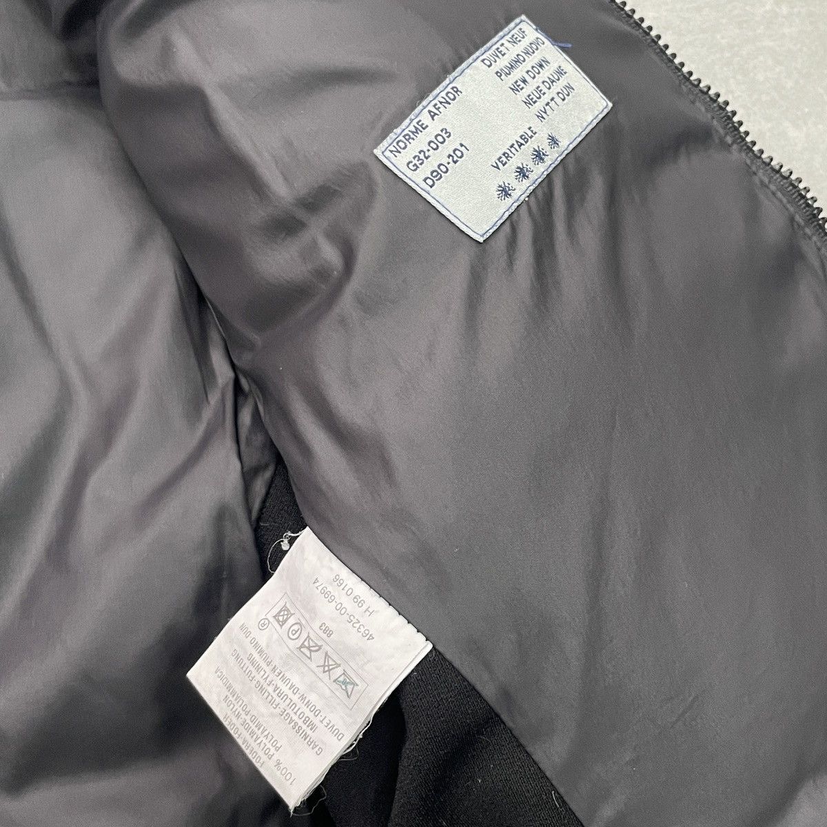 Moncler × Vintage Vintage Moncler Women Puffer Down Jacket Size 1 (M) Size M / US 6-8 / IT 42-44 - 15 Thumbnail