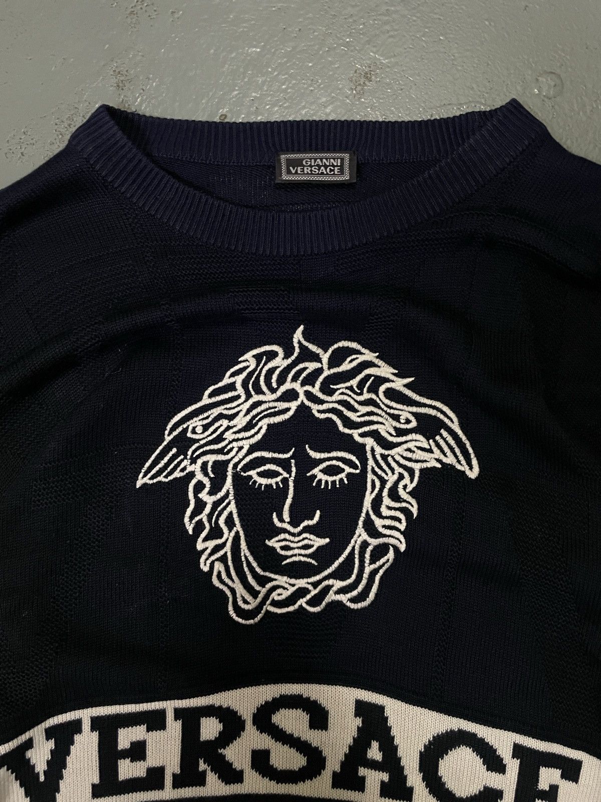 Designer × Versace × Vintage Vintage 90s Gianni Versace Knitted Sweatshirt Size US XL / EU 56 / 4 - 2 Thumbnail