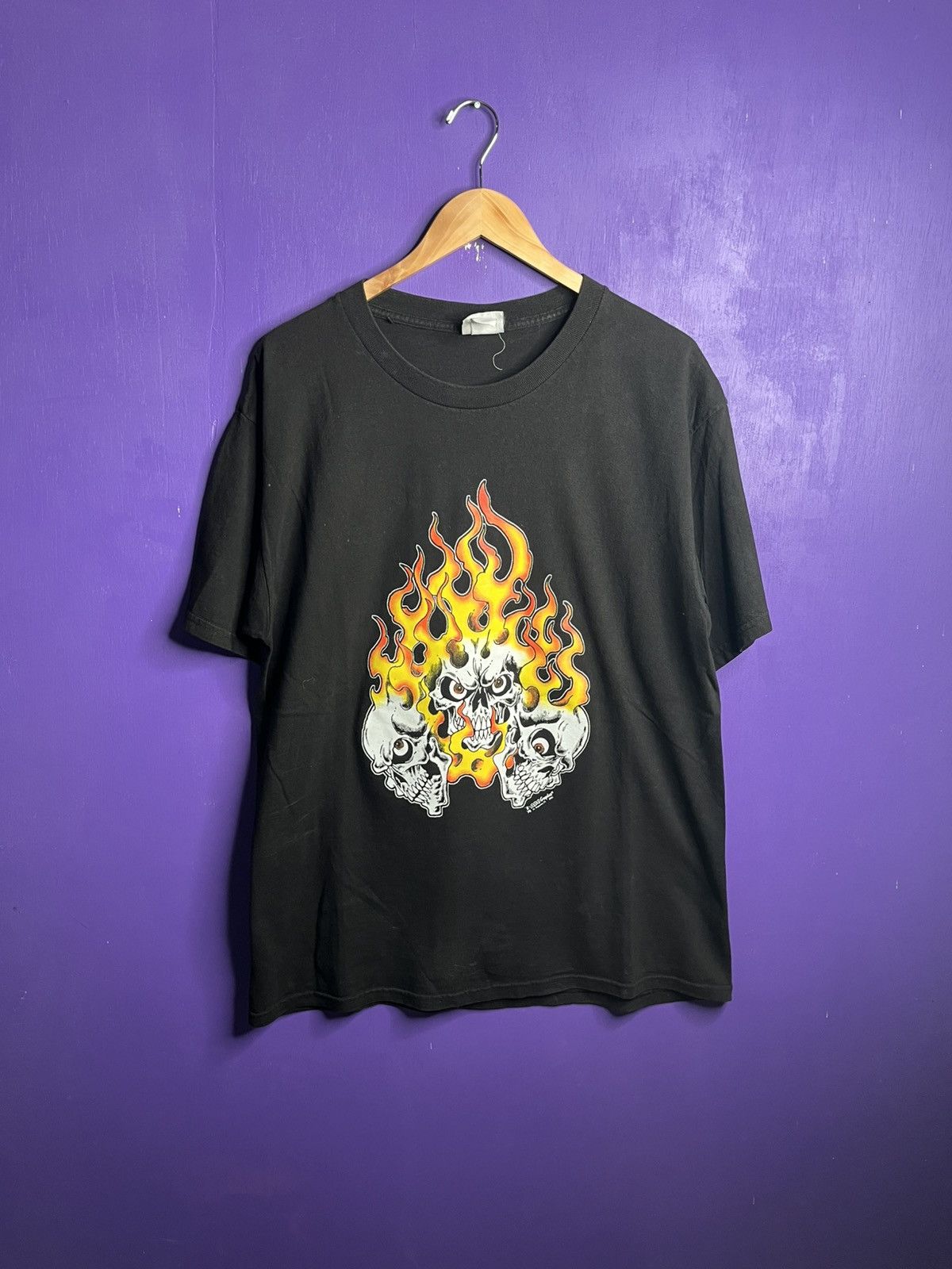 Vintage Vintage 2002 Biktoberfest flame skulls t-shirt Size US XL / EU 56 / 4 - 1 Thumbnail