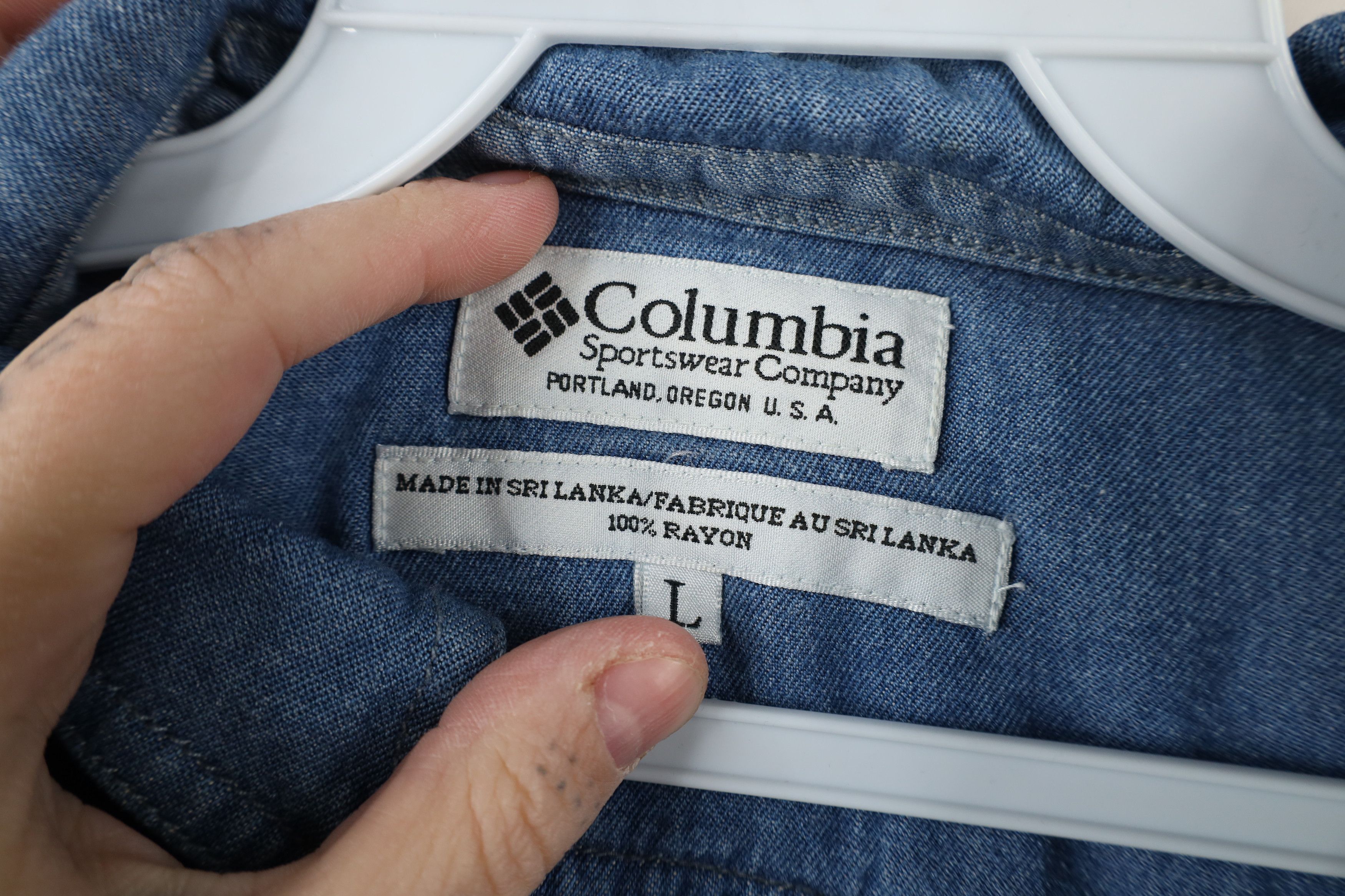 Columbia × Vintage Deadstock Vintage 90s Columbia Collared Button Shirt Blue Size L / US 10 / IT 46 - 11 Thumbnail