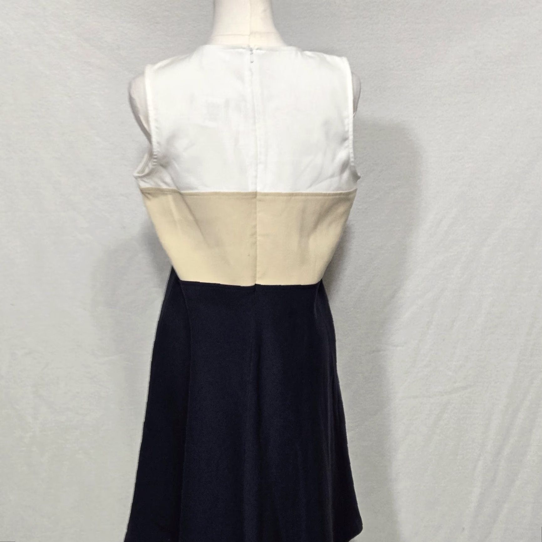 Michael Kors Michael Kors Womens Dress Colorblock A Line Sleeveless White Navy Multicolor 8 Crew Neck Zip Workwear Party Womens Size M / US 6-8 / IT 42-44 - 5 Thumbnail