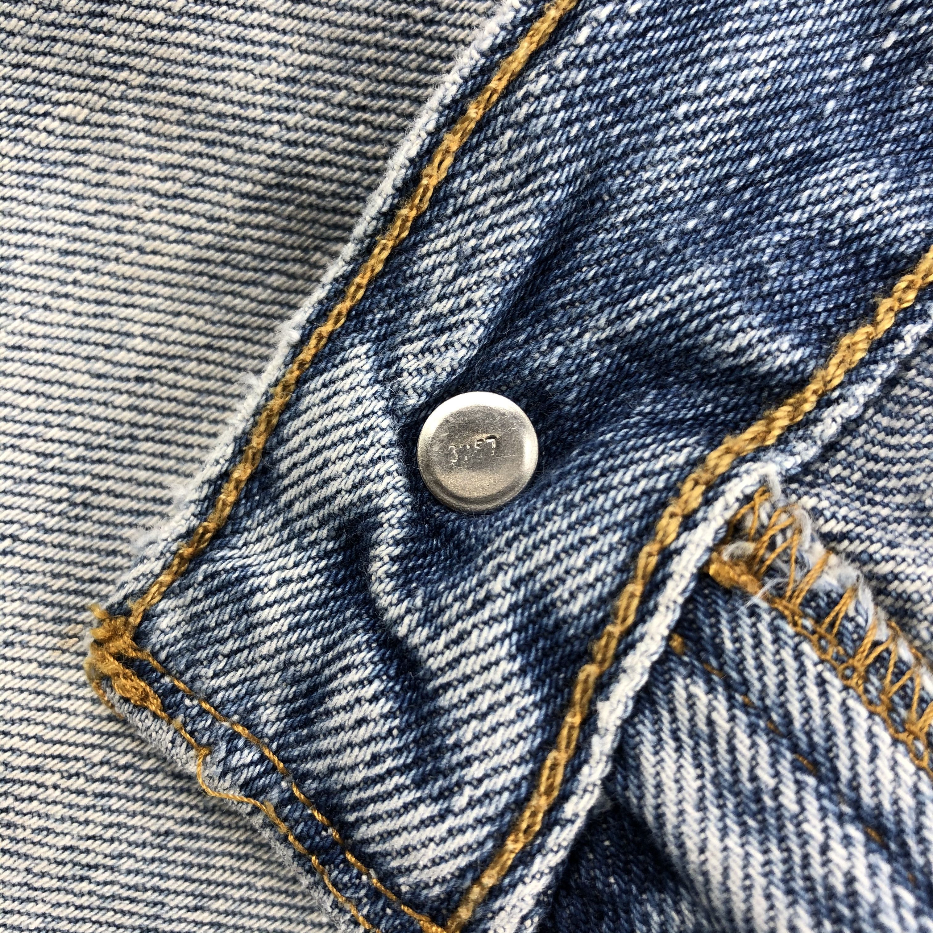 Levi's × Vintage Vintage Light Wash Levis 505 Jeans-JM1325 Size US 37 - 9 Thumbnail