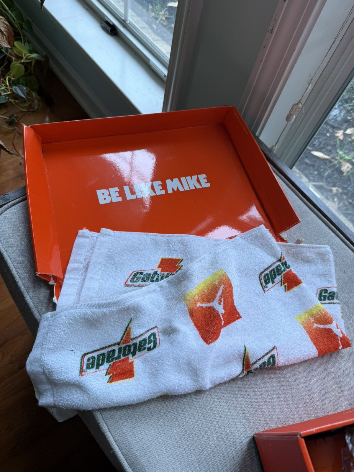 Gatorade × Jordan Brand Jordan 1 High Top gatorade Size US 7.5 / EU 40-41 - 4 Thumbnail