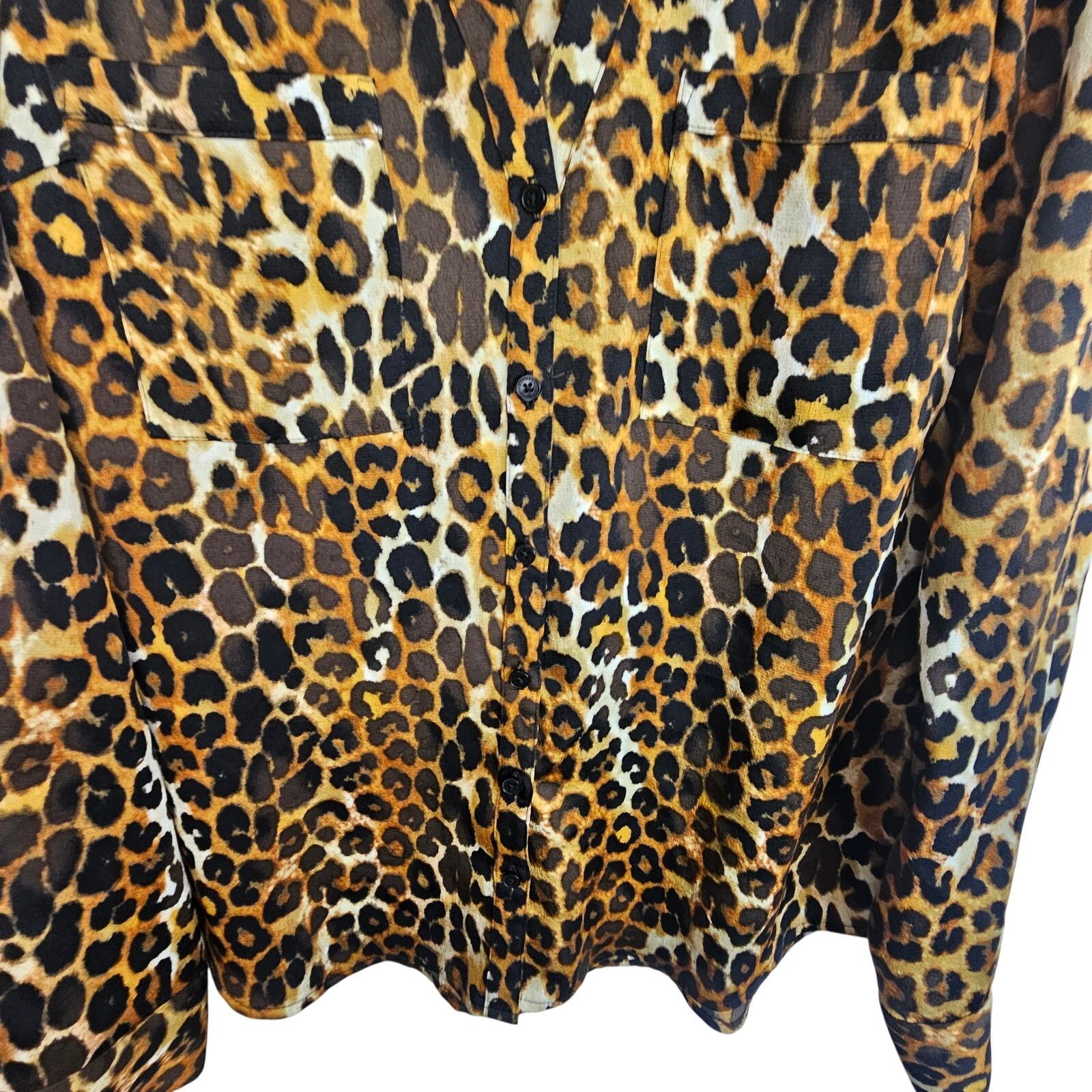 Express Express Womens Leopard Print Portofino Shirt Sz M Slim Fit Size M / US 6-8 / IT 42-44 - 3 Thumbnail