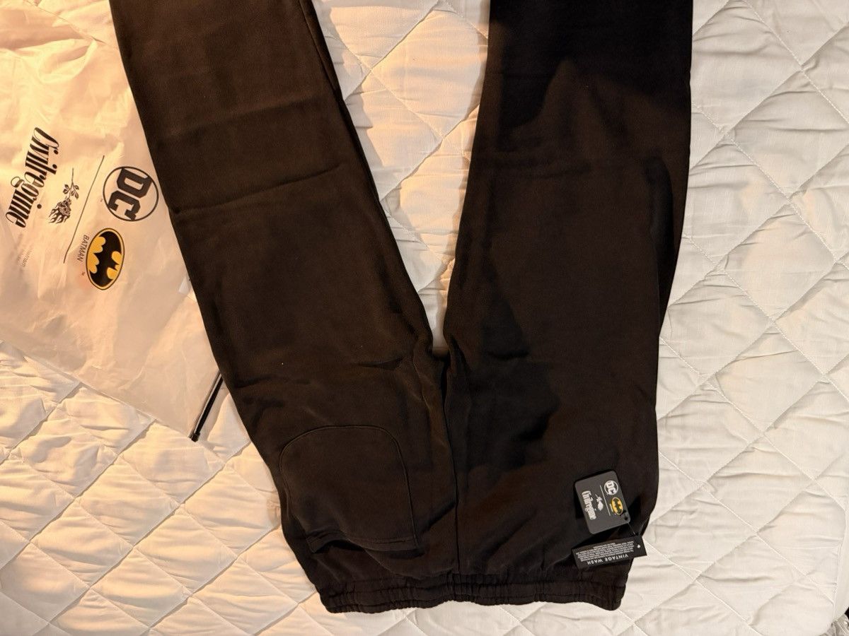 Civil Regime Civil Regime × DC Batman Joker Sweatpants (Medium) Size US 32 / EU 48 - 4 Thumbnail