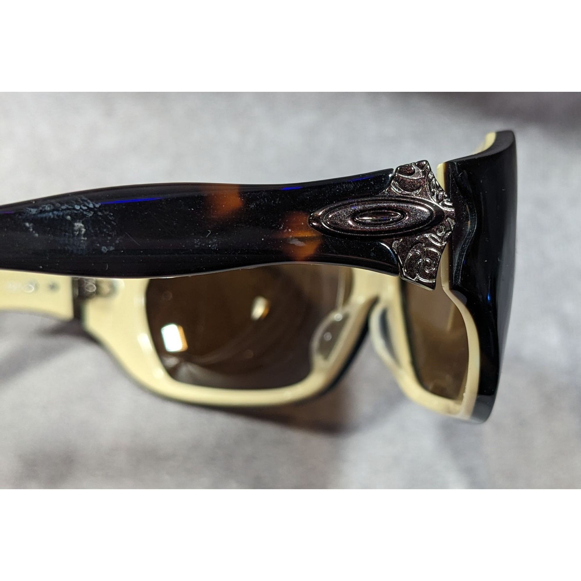 Oakley Oakley Betray Brown Tortoise And Cream Sunglasses Size ONE SIZE - 9 Thumbnail