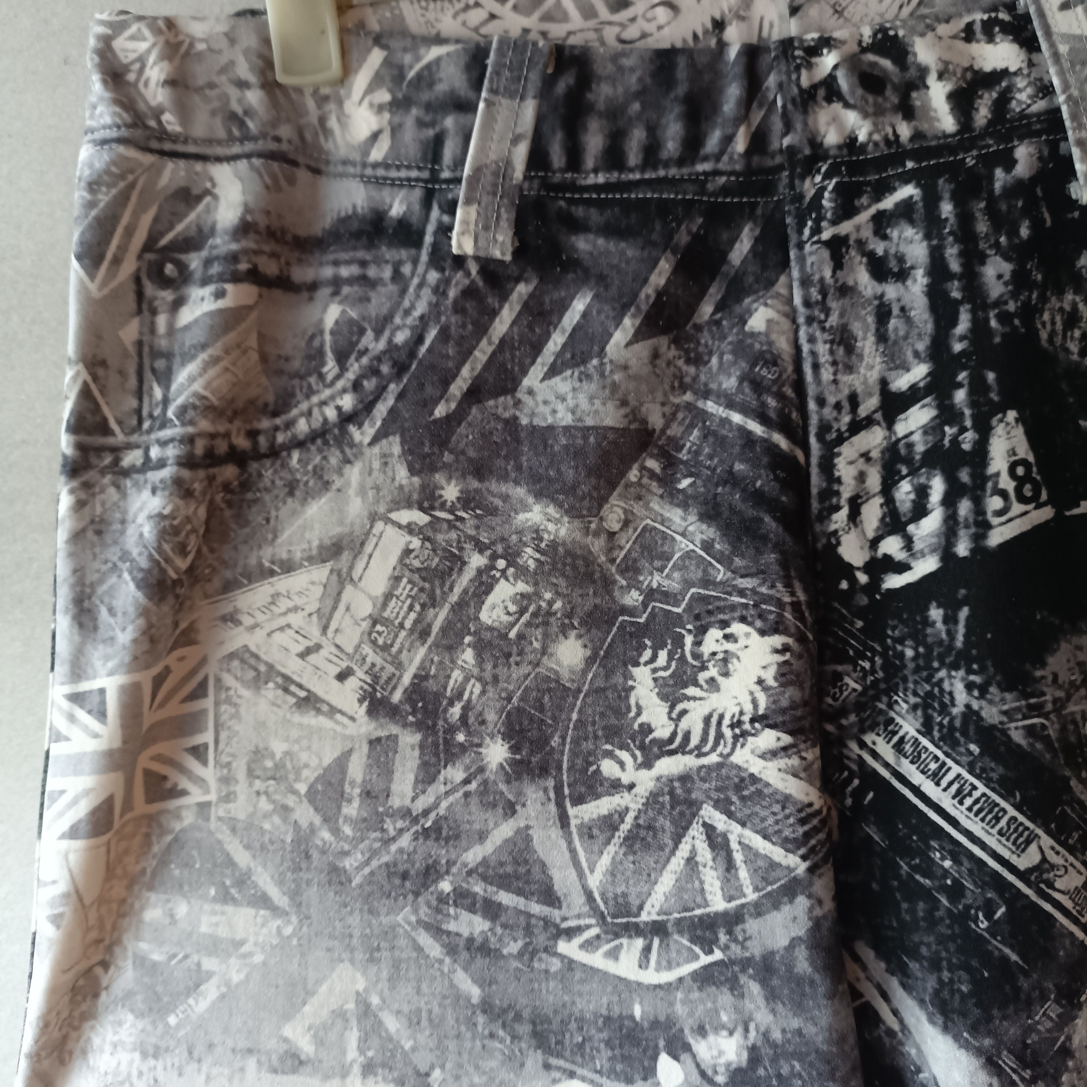 Katharine Hamnett London Katherine Hamnett London Underground Printed Legging Pants Size 30" / US 8 / IT 44 - 7 Thumbnail