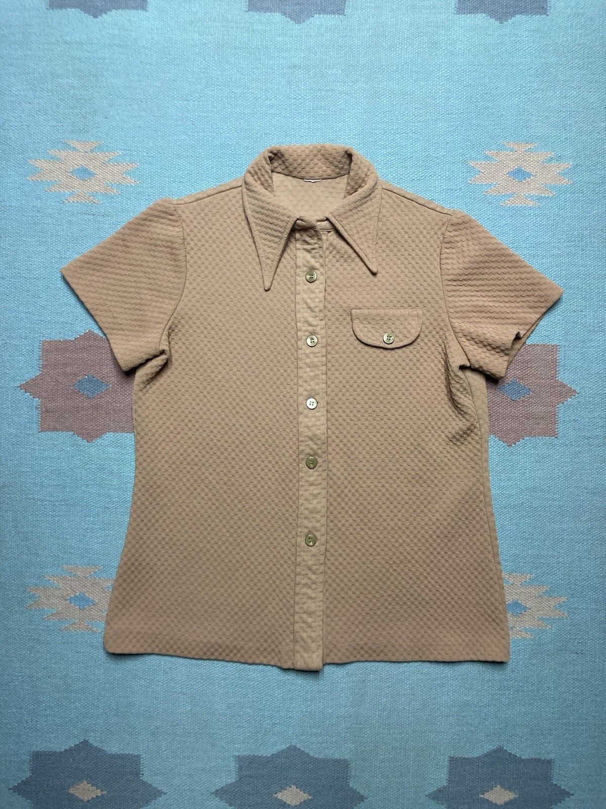 Vintage Vintage 70s button shirt textured knit dagger collar large Size US L / EU 52-54 / 3 - 1 Thumbnail