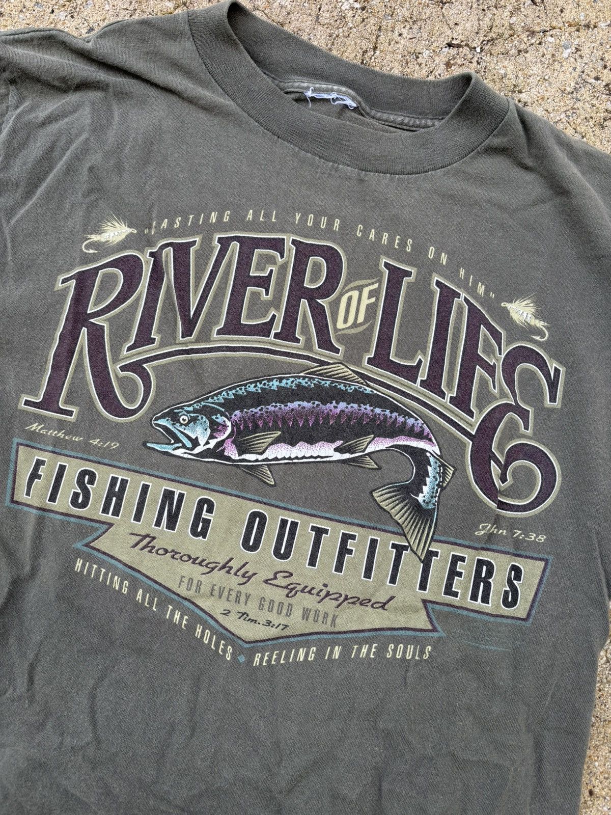 Vintage Vintage Fishing Jesus T Shirt Size US L / EU 52-54 / 3 - 2 Thumbnail