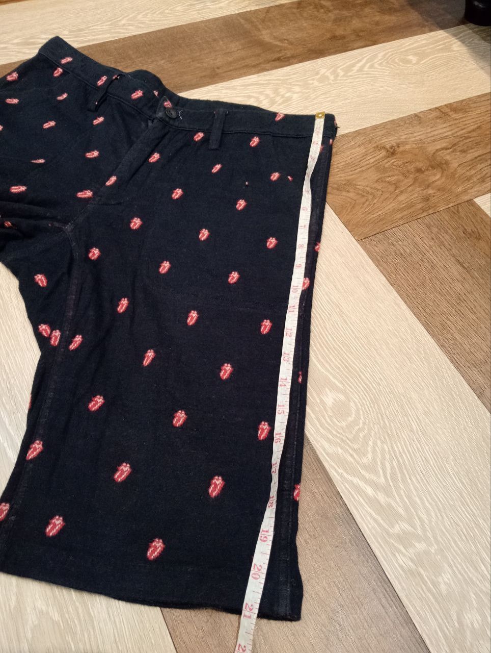 Hysteric Glamour × The Rolling Stones VINTAGE HYSTERIC GLAMOUR X ROLLING STONES SHORTPANTS - NAVY Size US 34 / EU 50 - 14 Thumbnail