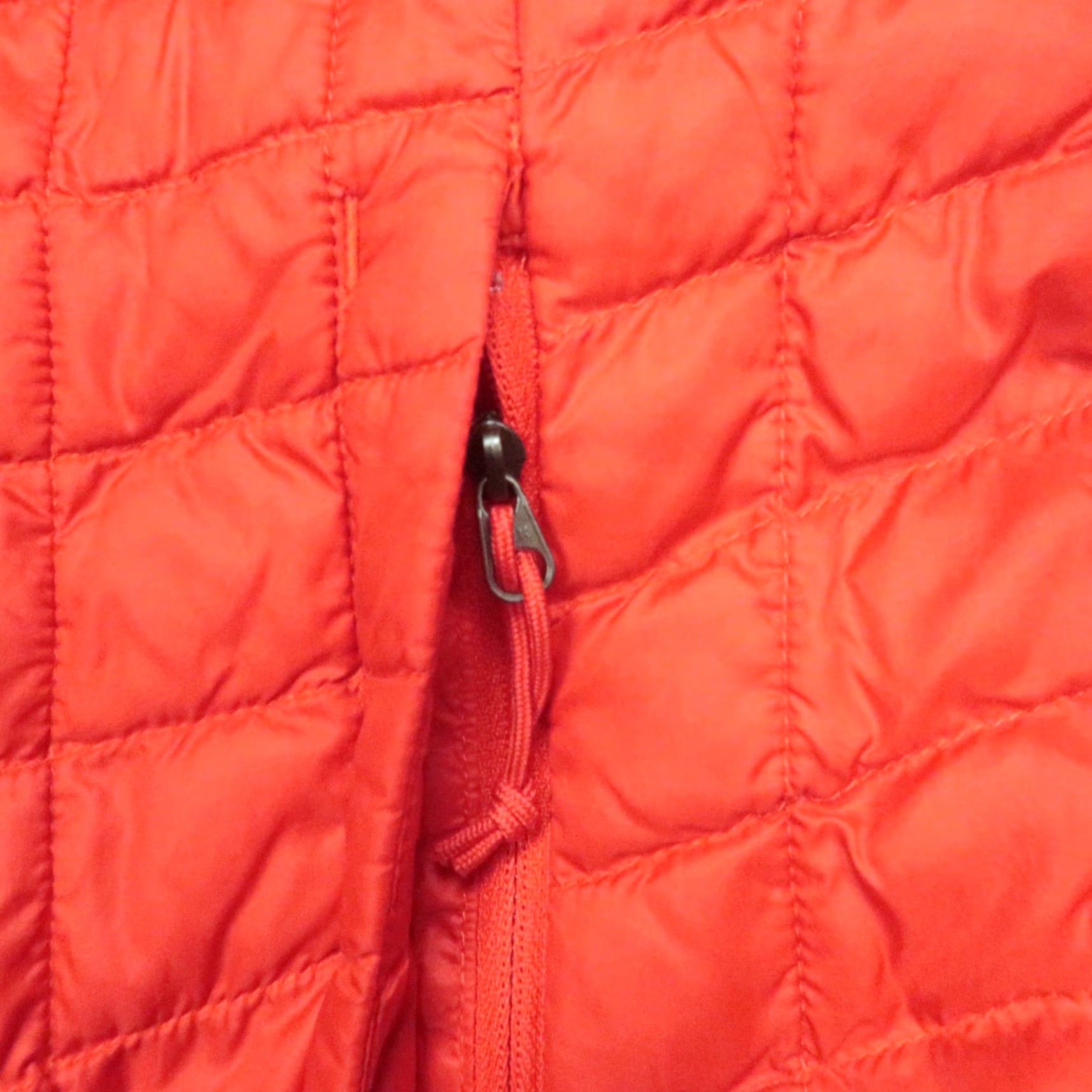 The North Face The North Face Jacket Womens Small Red Thermoball Quilted Puffer Full Zip Pocket Size S / US 4 / IT 40 - 7 Thumbnail