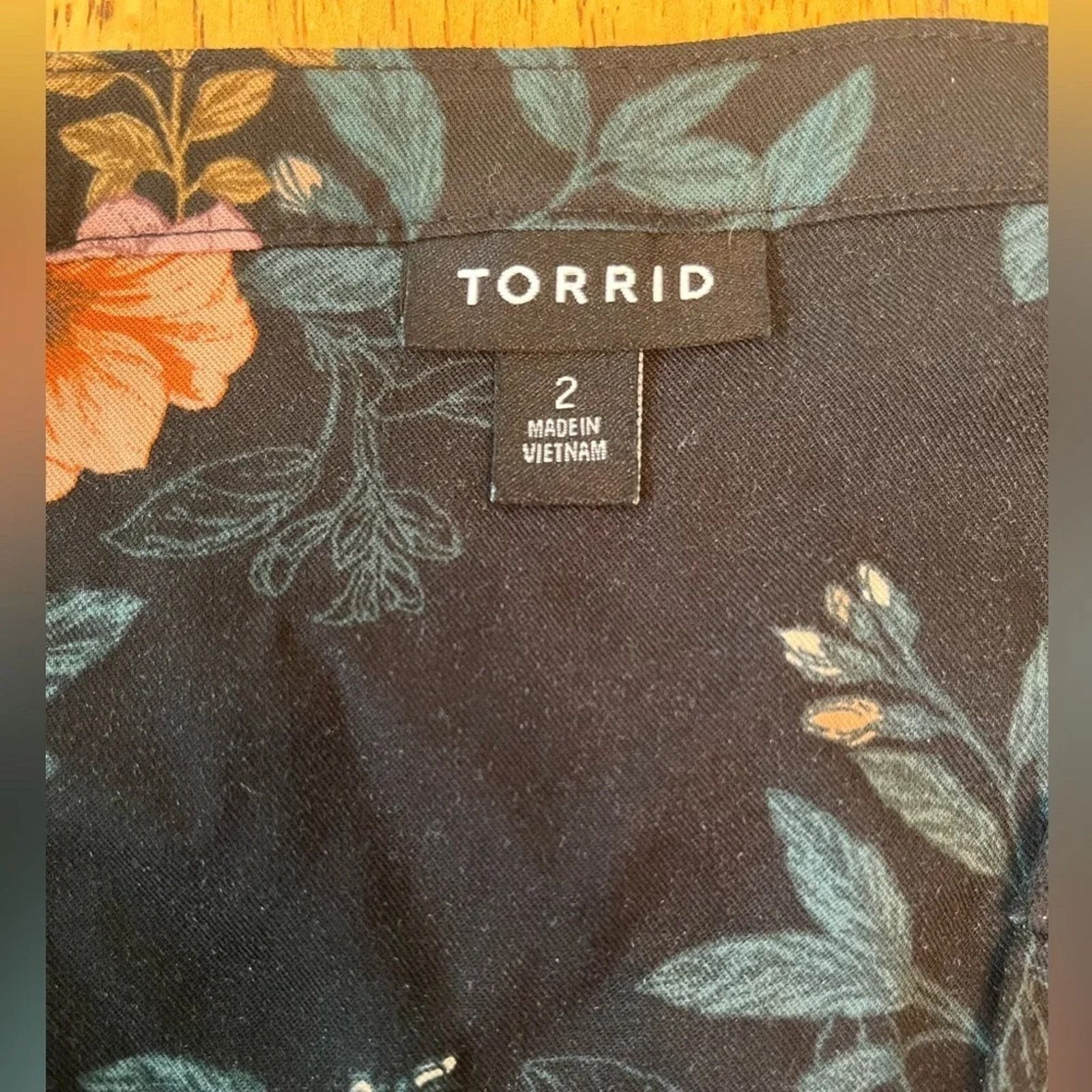 The Unbranded Brand Torrid Challis partial zip front dress, size 2 (2X) Size XXL / US 16-18 / IT 52-54 - 4 Thumbnail