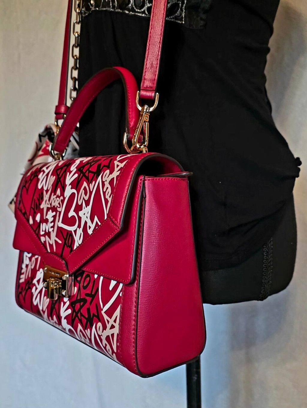 Michael Kors Rare Michael Kors Graffiti Love Heart Bag Bundle — Both With Size ONE SIZE - 7 Thumbnail
