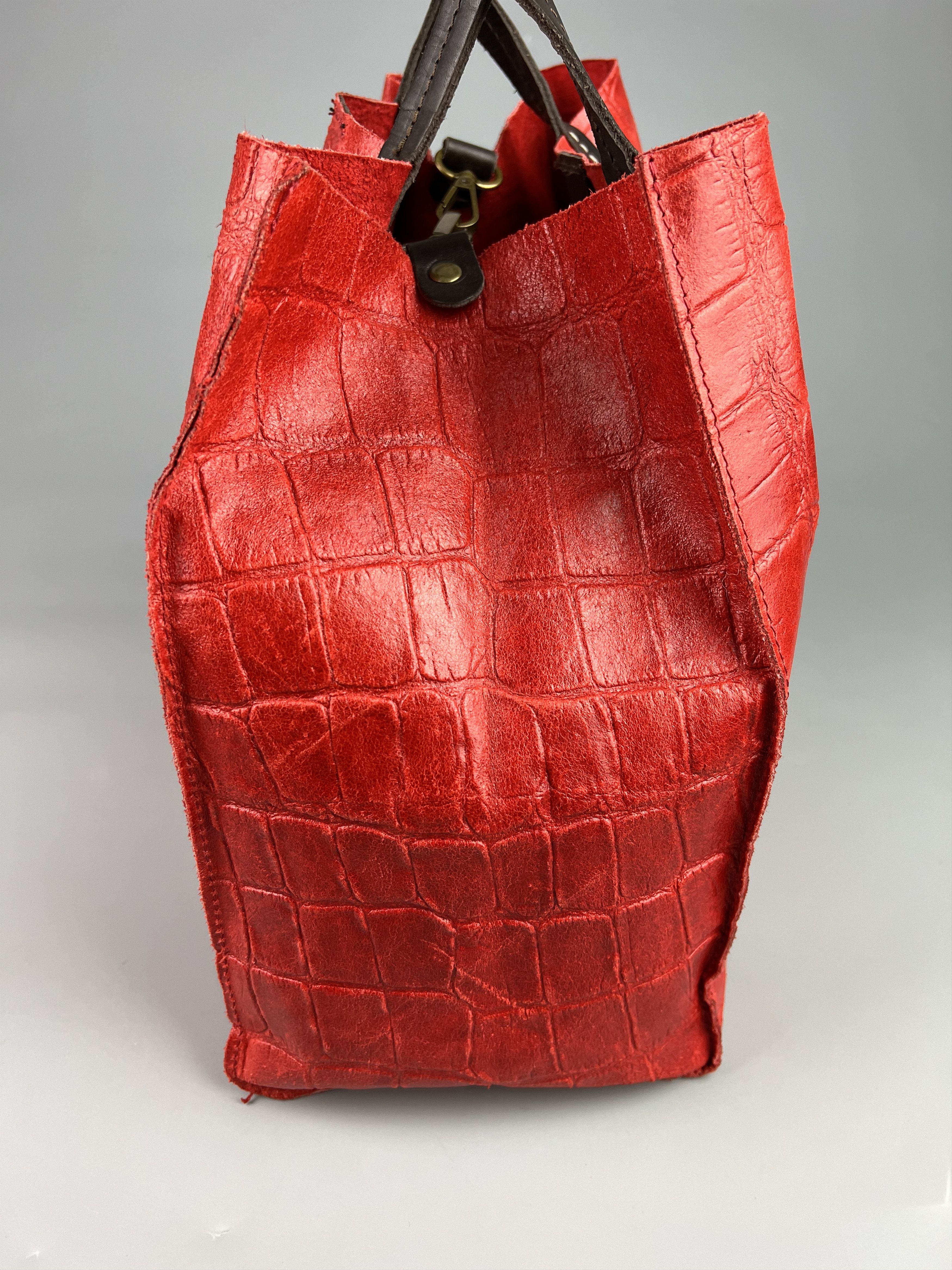 Handmade × Leather Embossed Croco Print Red Leather Tote Bag Hand Made Size ONE SIZE - 4 Thumbnail