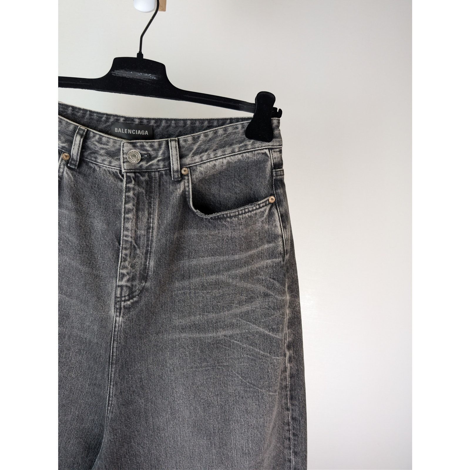 Balenciaga o1rshd1 Low Crotch Distressed Loose Denim Jeans Washed Black Size US 27 - 5 Thumbnail
