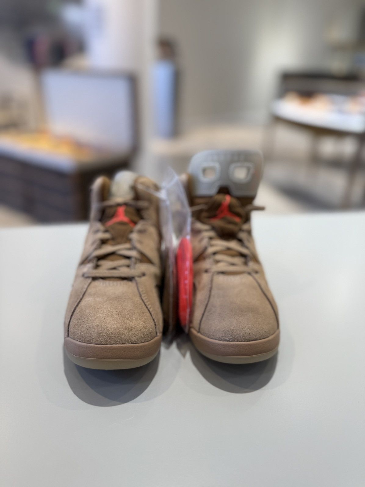 Nike × Travis Scott Air Jordan 6 Retro Travis Scott British Khaki (PS) Size US 5 / EU 37 - 2 Thumbnail