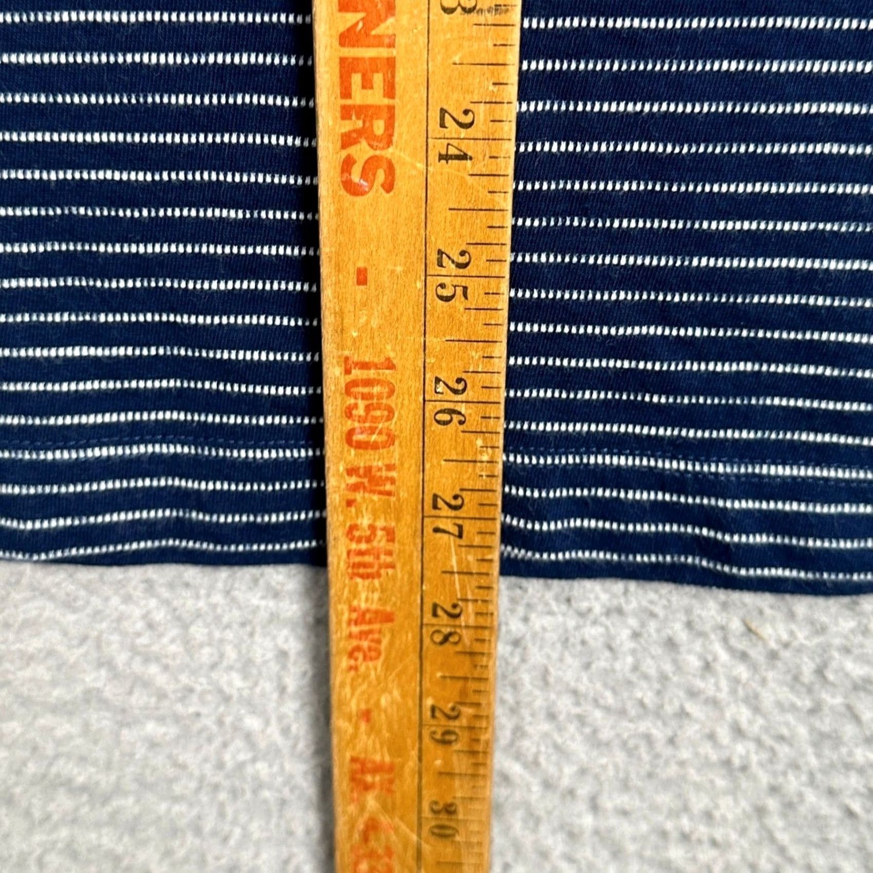 UNTUCKit UNTUCKit Polo Shirt Mens L Navy White Striped Polo Shirt Casual Prep Short Sleeve Spread Collar 100% Cotton EUC Size US L / EU 52-54 / 3 - 6 Thumbnail