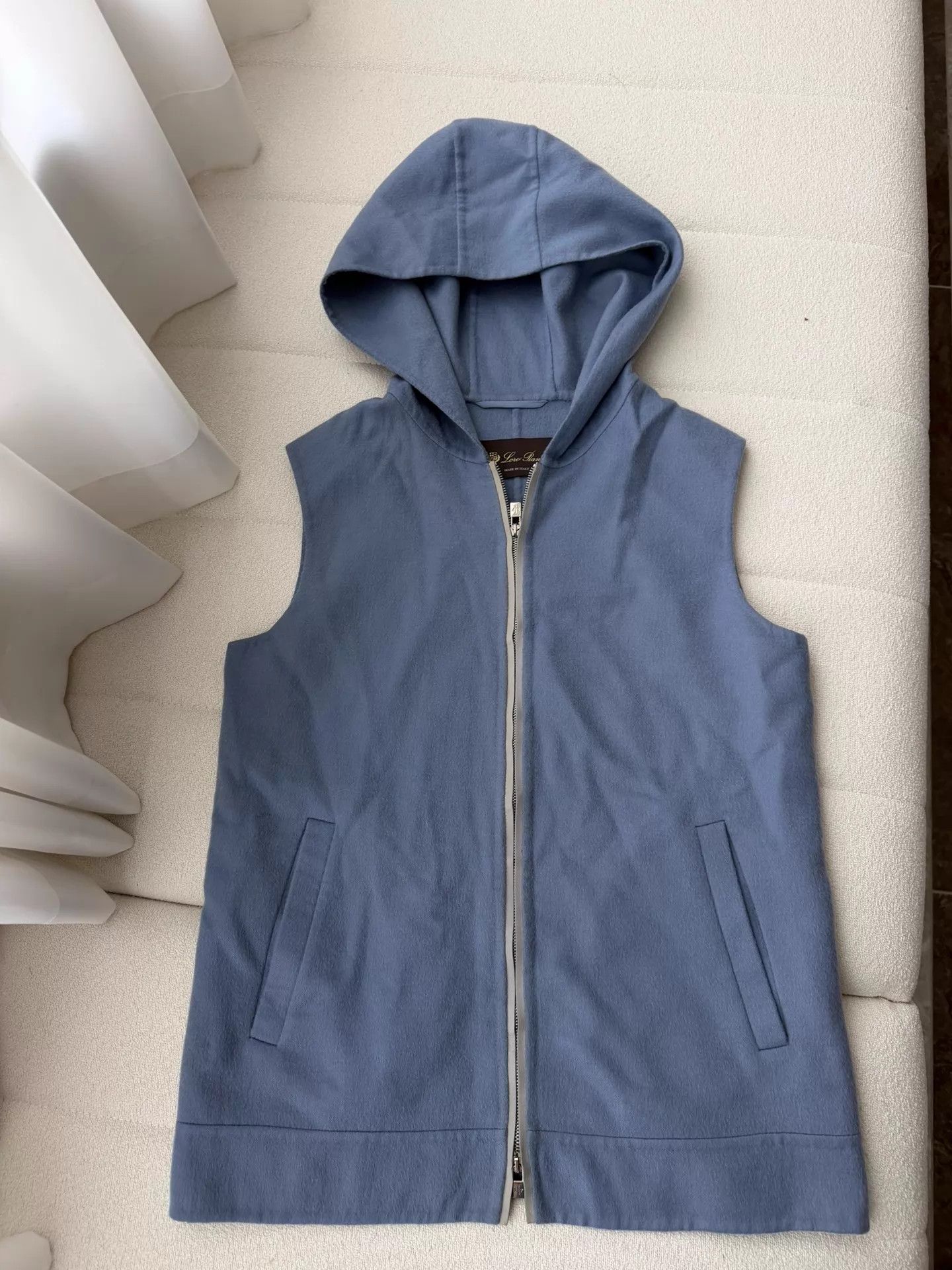 Loro Piana Loro Piana Wool Vest 38 Almost New Size XS / US 0-2 / IT 36-38 - 3 Thumbnail