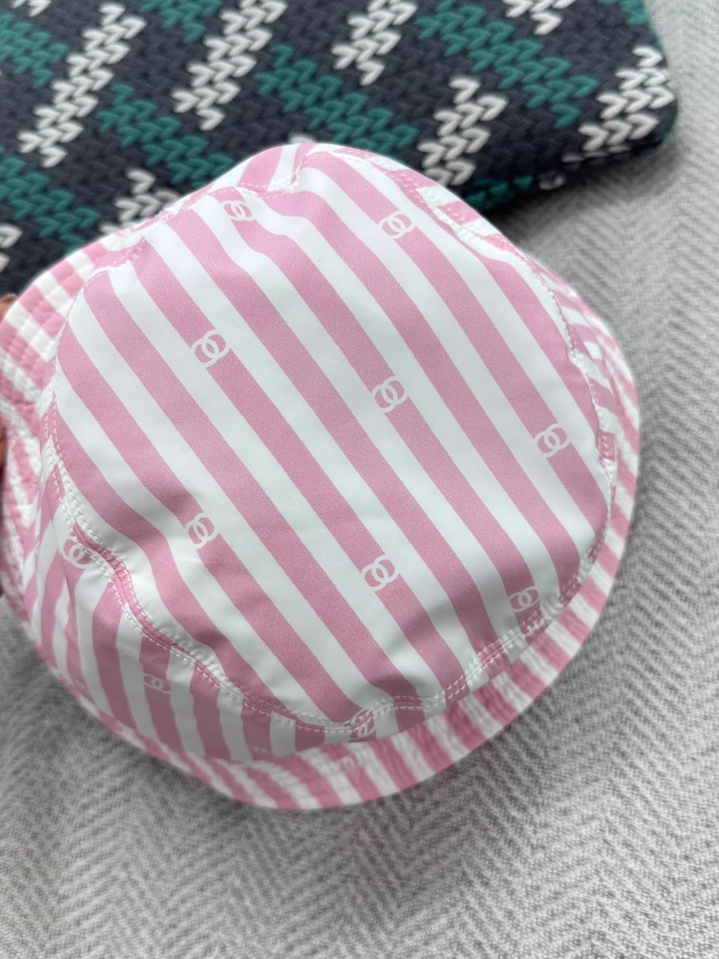 Chanel Chanel Coco Beach Pink-White Colorblocked Fisherman Hat M New Size ONE SIZE - 3 Thumbnail