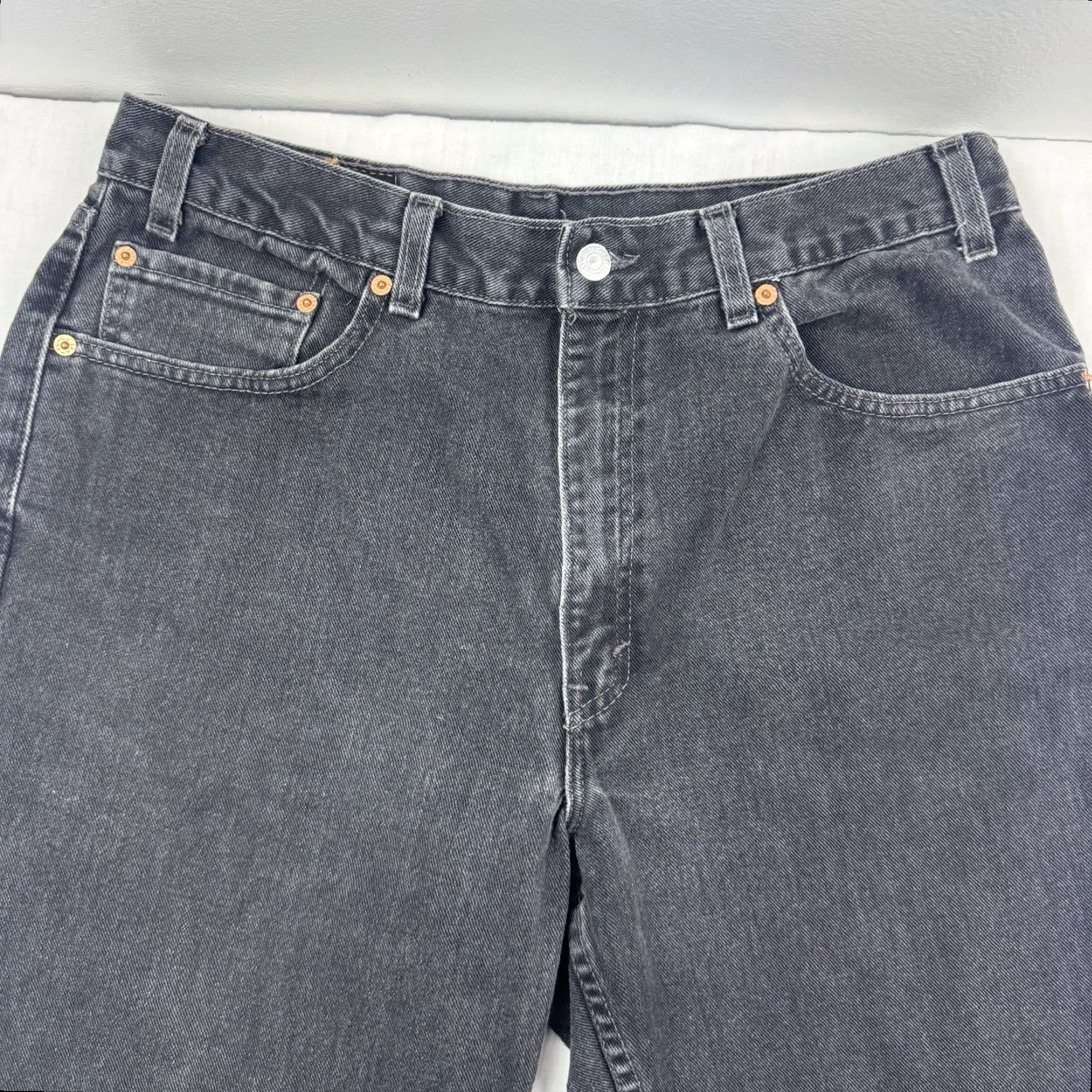 Levi's VINTAGE Levi's 550 Jeans Relaxed Fit Adult 36x30 Black 90s Y2K Hipster Levis 550 Jeans Mens Jeans Black 90s America's USA Size US 36 / EU 52 - 2 Thumbnail
