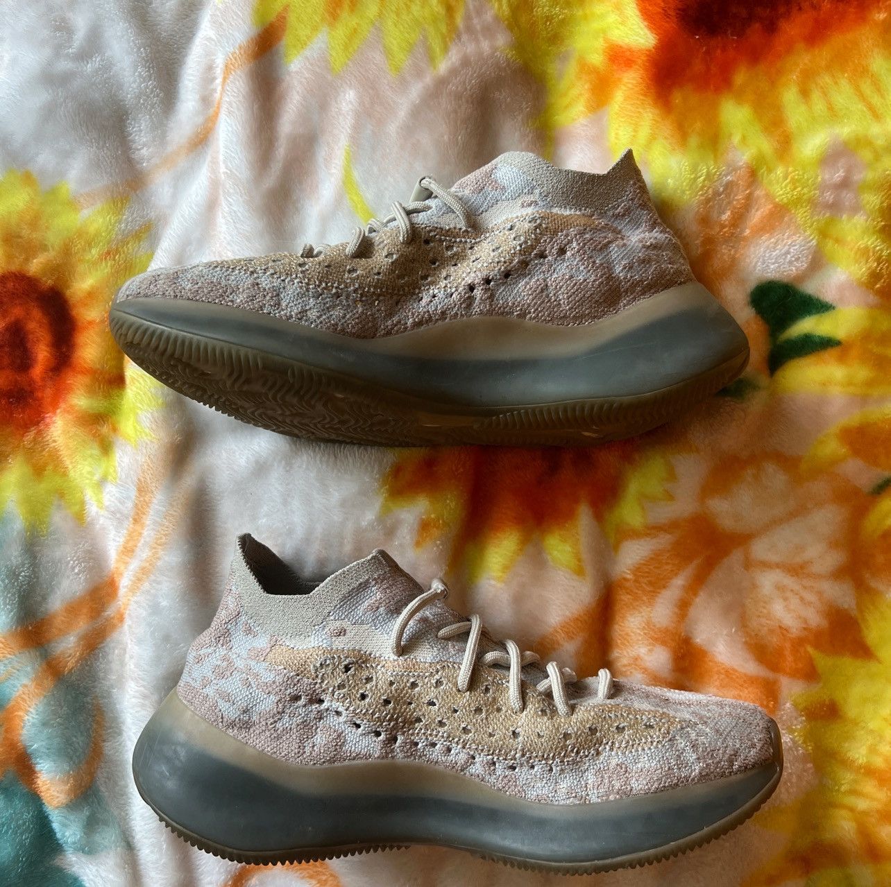 Adidas × Kanye West × Yeezy Yeezy 380 Pepper size 9.5 Size US 9.5 / EU 42-43 - 2 Thumbnail