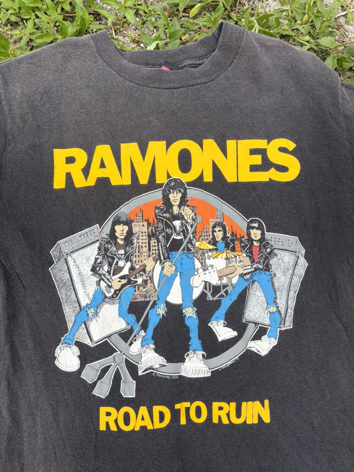 Band Tees Vintage Ramones Road To Ruin Tshirt Size US S / EU 44-46 / 1 - 2 Thumbnail